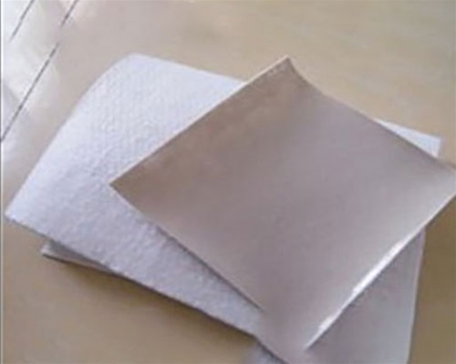 垃圾填埋場(chǎng)復(fù)合土工膜（兩布一膜）